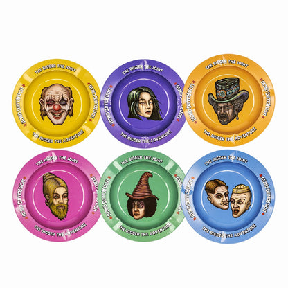 CENICERO LION ROLLING CIRCUS - ¡🔥 Dale estilo a tus momentos con estos ceniceros únicos! Ideales para coleccionar o regalar, combinan funcionalidad y diseño. 🌈💨 Características: 🎨 Diseños Coleccionables: Gráficos exclusivos y llamativos, perfectos para fans de Lion Rolling Circus. 🛠️ Material Resistente: Metal de alta calidad, pensado para durar. 📏 Tamaño Amplio: Diámetro de 140 mm para mayor comodidad. ¡Hazlo tuyo y eleva tu experiencia! ✨🌟 -  CENICERO LION ROLLING CIRCUS -  (Store description)